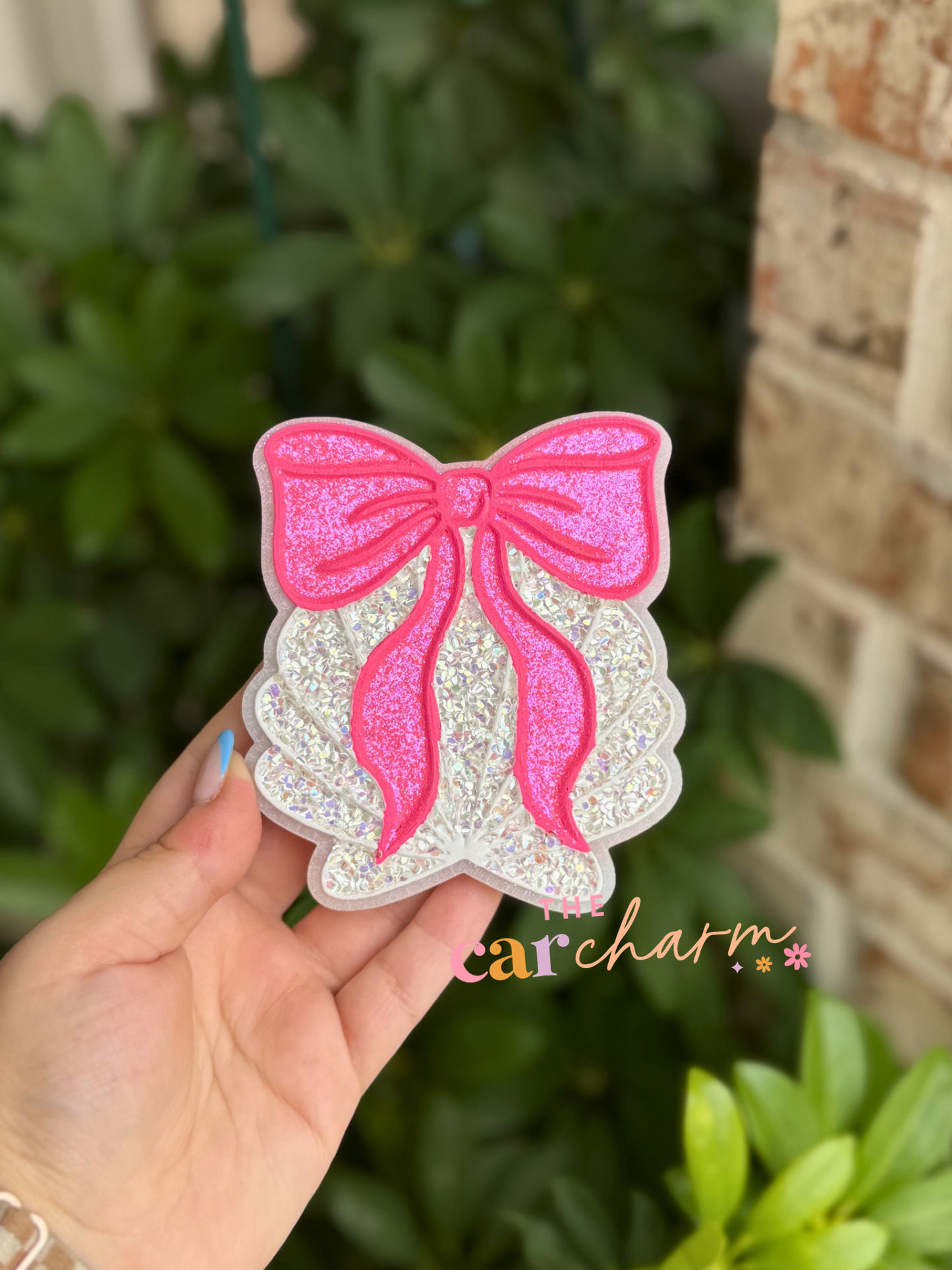 Seashell w/ Bow Freshie